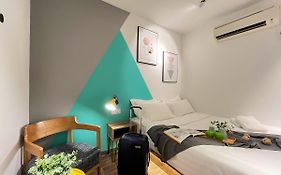 Apple 1 Hotel Queensbay